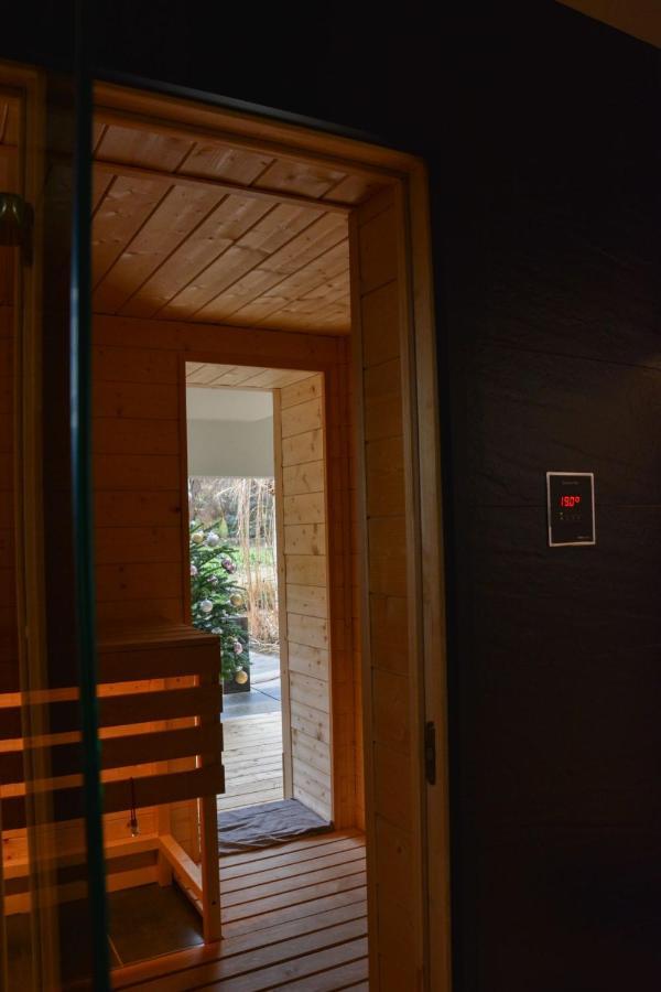 Luxury Apartment With Private Sauna Pod Javorovym Trinec Exteriör bild